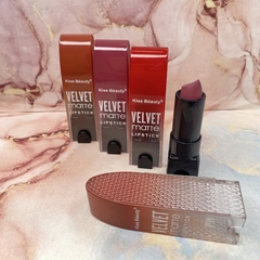 LABIAL EN BARRA VELVET KISS BEAUTY