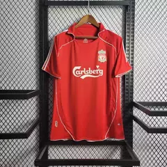 Camisa Retrô Liverpool 06/07