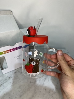 Vaso+Soberte con Tapa de Silicona bear frutilla - comprar online