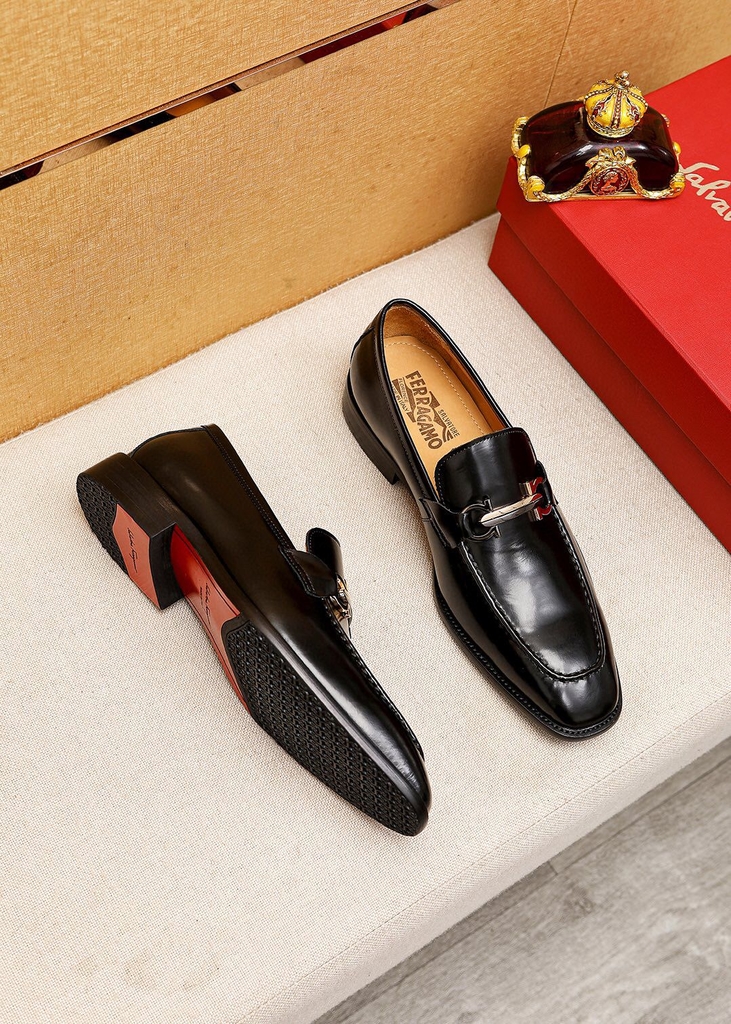 Sapato sales mocassim ferragamo