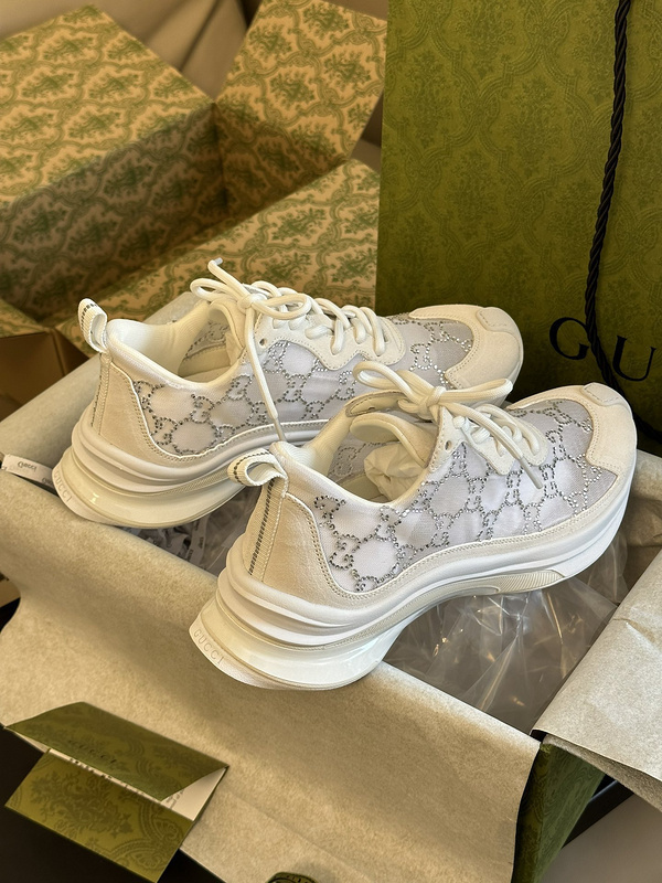 Tenis gucci feminino sales branco