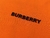 Burberry T-Shirt com logotipo BURBERRY na internet