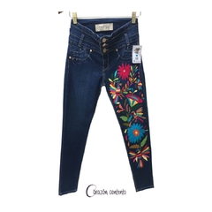 JEANS MEZCLILLA MEDIA TALLA 9