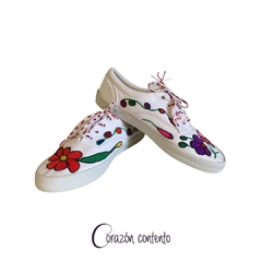 TENIS DE AGUJETA COLOR BLANCO NUMERO 26 - comprar en línea