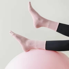 Meia Antiderrapante Feminina Cano Médio Pilates Yoga Hidro - comprar online