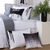 Conjunto de edredom king cinza com almofadas decorativas em tons de preto e cinza. Salesse, Roupas de cama