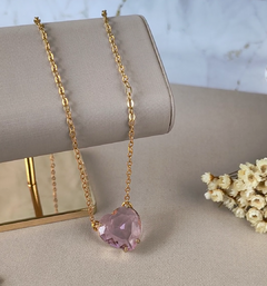 Colar dourado e coração cristal rosa - comprar online