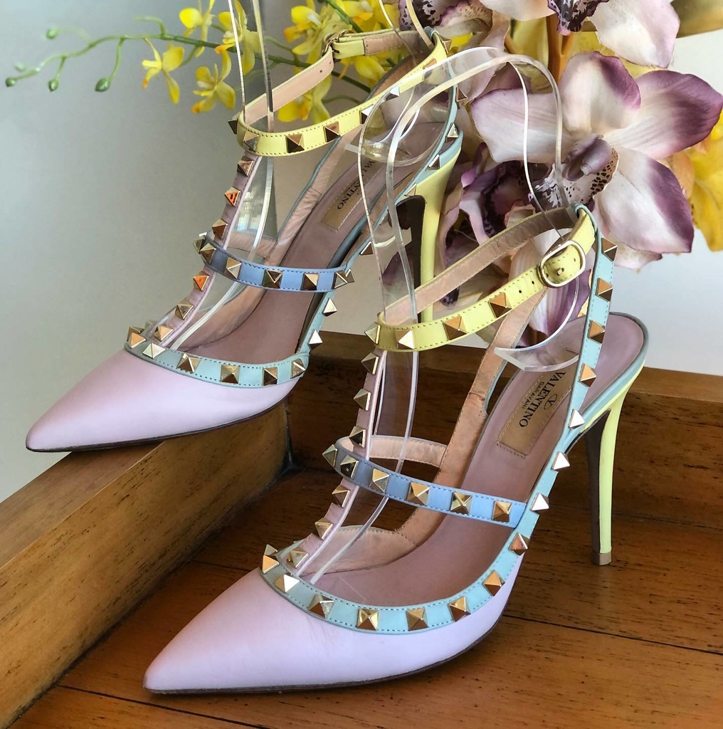 Brincos De metal Valentino ROCKSTUD