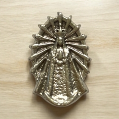 Prendedor metal Virgen de Luján