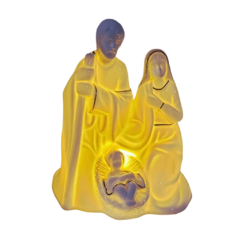 Sagrada Família de Porcelana 15cm , com Led e detalhes em Ouro .( 8450 ) - loja online