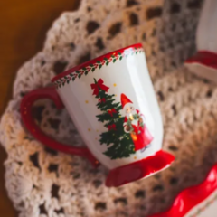 Caneca com Pezinho de Natal 12cm. na internet