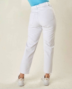 Jean Mom Fit White - comprar online