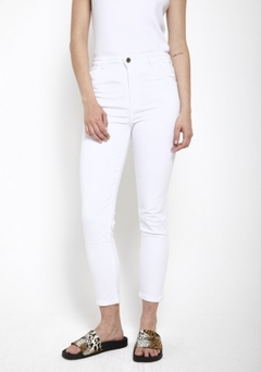 JEAN ST. MARIE SKINNY KATE WHITE