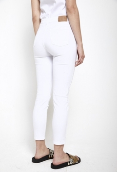 JEAN ST. MARIE SKINNY KATE WHITE - comprar online