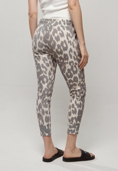 Imagen de BABUCHA ST MARIE NELL LEOPARDO