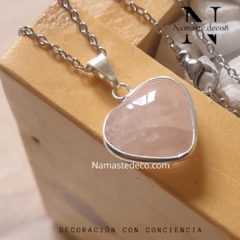 COLLAR CORAZON CUARZO ROSA