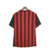 Camisa titular AC Milan 13/14 Adidas: tradicional vermelho e preto, com listras douradas nos ombros e friso vermelho na gola com bandeira da Itália. Escudo Milan e logo adidas bordados.