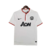 Segundo uniforme Manchester United 2013/14 Nike: Camisa branca, com detalhes em vermelho na gola e nas mangas. Escudo Manchester United, logo Nike e patrocínio AON em preto. Escudo "Red Devil" na nuca em preto.