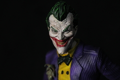 Estatua Coringa Arkham Asylum - Nerd Marombeiro