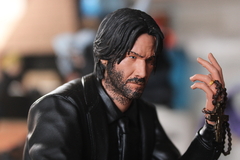 Estatua John Wick na internet