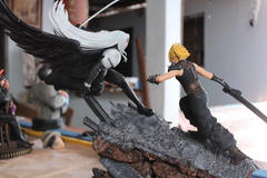 Estatua Final Fantasy 7