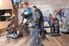 Estatua Batman sentado - comprar online