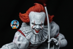 Estatua PennyWise na internet