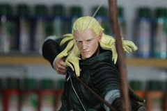 Estatua Gimli com Legolas - Nerd Marombeiro