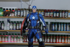 Estatua Capitão America na internet