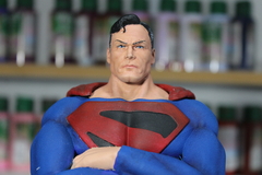 Estatua Superman Reino do Amanhã - comprar online