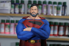 Imagem do Estatua Superman Reino do Amanhã