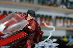 Estátua Kaneda akira - Nerd Marombeiro