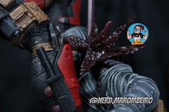 Estatua Deadpool Kills - Nerd Marombeiro