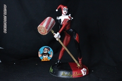 Estatua Harley Quinn Roupa Classica