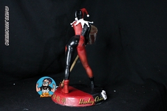 Estatua Harley Quinn Roupa Classica - loja online