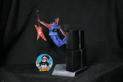 Estatua Spider Punk - comprar online