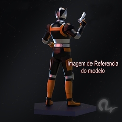 Estatua Black Kamen Rider Robo Rider na internet