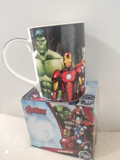 Caneca Marvel - 460 ml - Avengers Preta - Zona Criativa