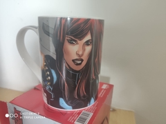 Caneca Marvel - 460 ml - Viúva Negra - Zona Criativa