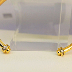 Bracelete Infinito com Micro Zircônias, Semijoia banho em Ouro 18k na internet