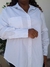 Camisa Feminina Listrada Tricoline com Bolso Frontal Azul/Branca na internet