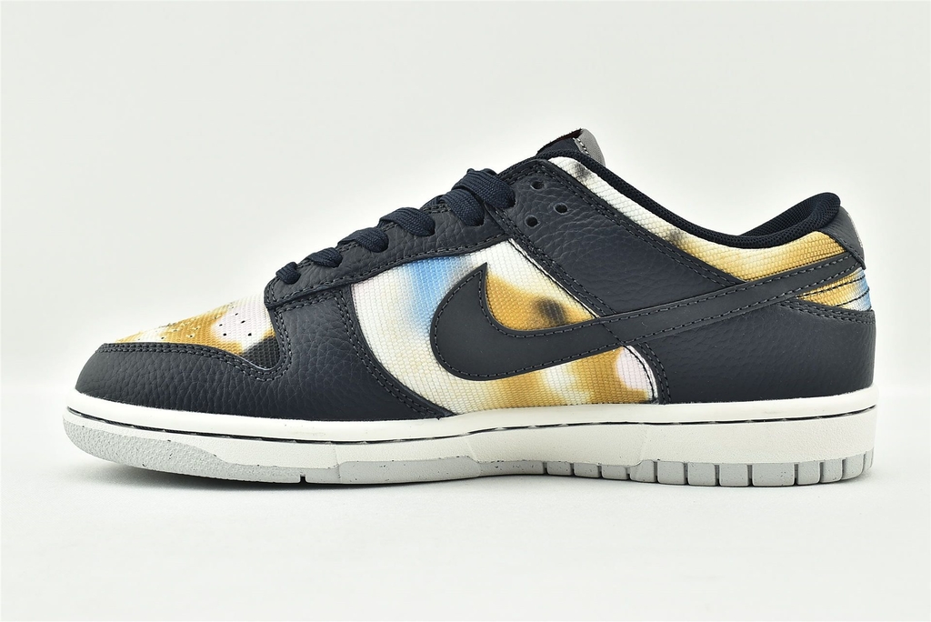 Nike dunk low store graffiti navy