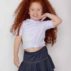 BLUSA INFANTIL CROPPED COM TORÇÃO LISA