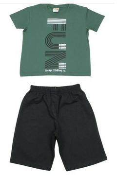 CONJUNTO INFANTIL BERMUDA MOLETINHO E CAMISETA ESTAMPAS VARIADAS - comprar online