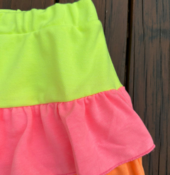 Imagem do SAIA SHORT INFANTIL PIQUÊ TRICOLOR TONS NEON