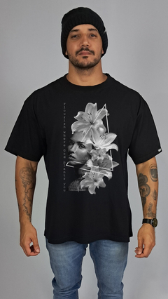 Camiseta Oversized Flourish - comprar online