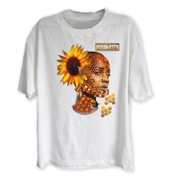 Camiseta Oversized Honey - Amálgama Clothing