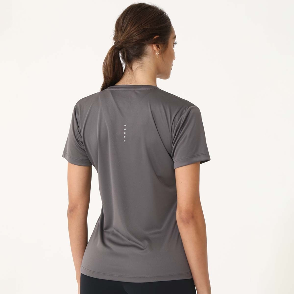 Remera best sale gris mujer