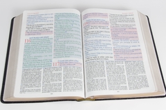Imagem do Bíblia King James De Estudo Atualizada - Kja1611 - Textos E Mapas Coloridos E Letras Gigantes - Capa Luxo Azul
