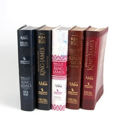 Bíblia King James De Estudo Atualizada - Kja1611 - Textos E Mapas Coloridos E Letras Gigantes - Capa Luxo Azul - comprar online